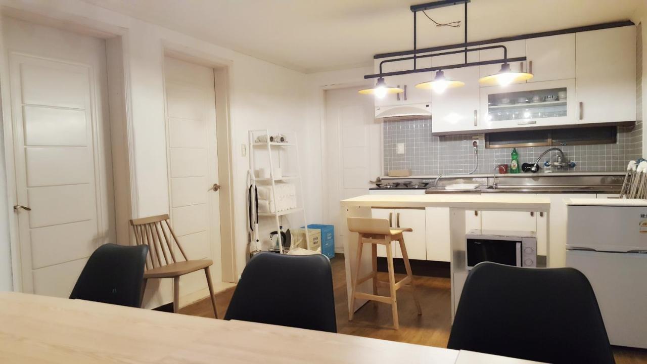 Hongdae Mainstreet Two Room House سيول المظهر الخارجي الصورة